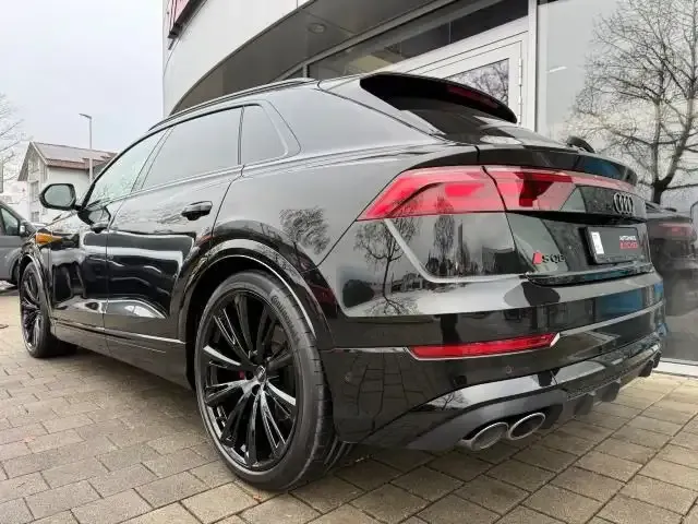 Audi SQ8