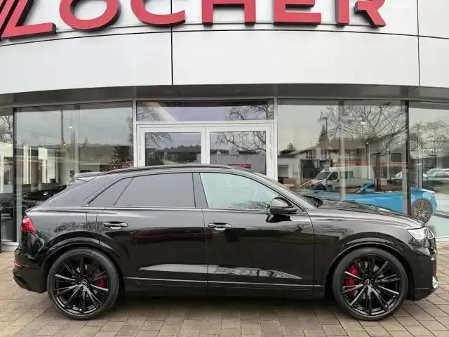 Audi SQ8