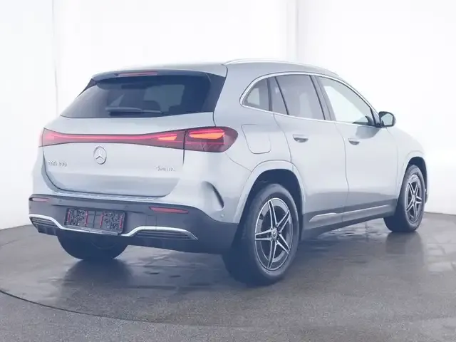 Mercedes-Benz EQA 300