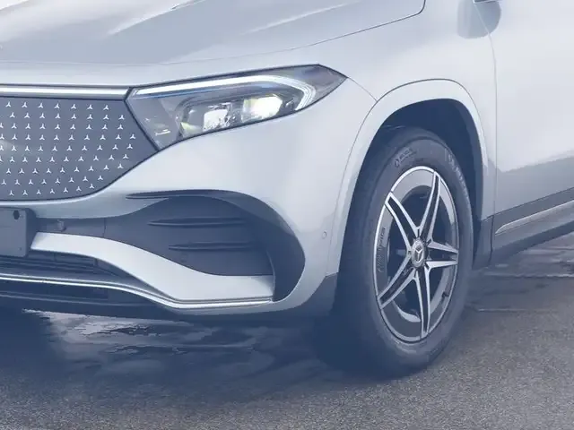 Mercedes-Benz EQA 300