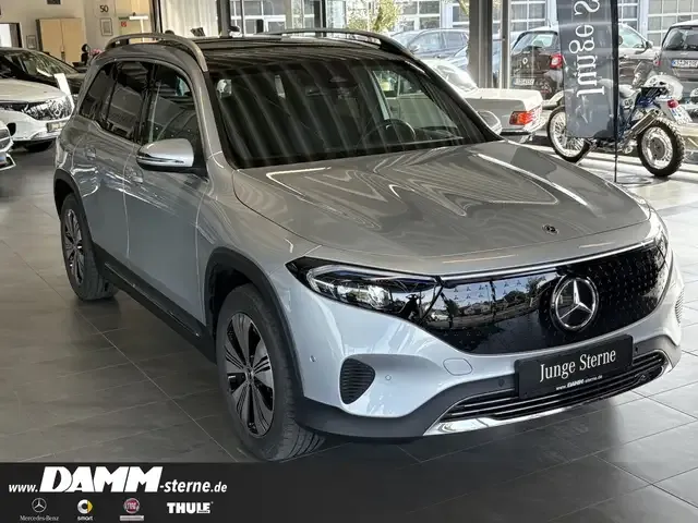 Mercedes-Benz EQB 350