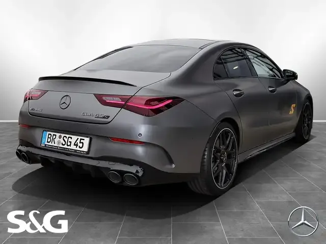 Mercedes-Benz CLA 45 AMG