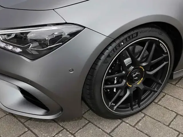 Mercedes-Benz CLA 45 AMG