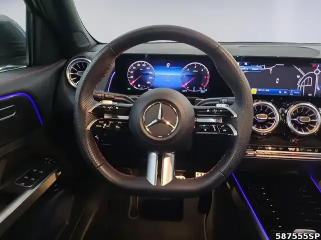 Mercedes-Benz GLB 200