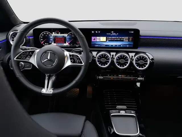 Mercedes-Benz CLA 180