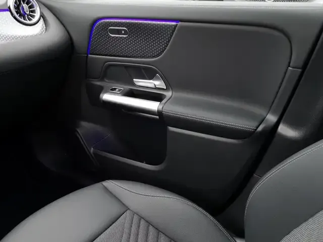 Mercedes-Benz EQA 350