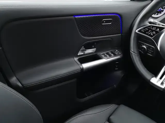 Mercedes-Benz EQA 350