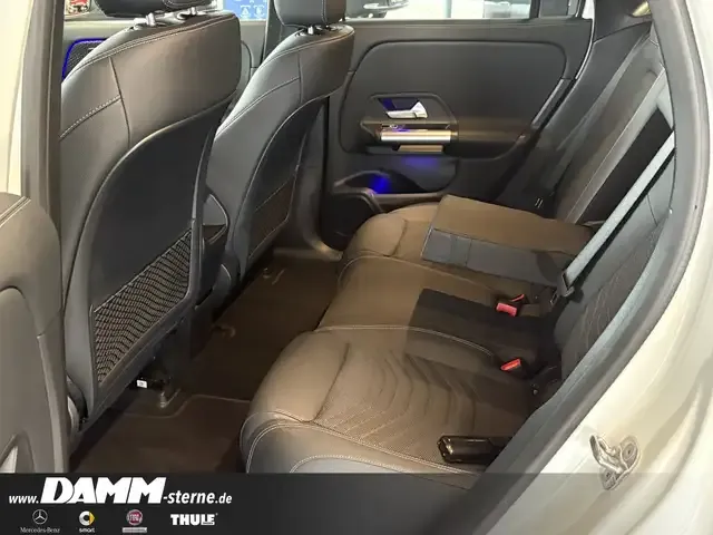 Mercedes-Benz EQA 300