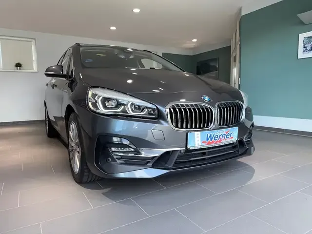 BMW 220