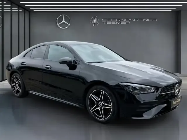 Mercedes-Benz CLA 220