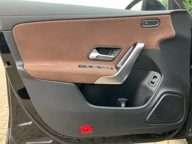 Mercedes-Benz CLA 220