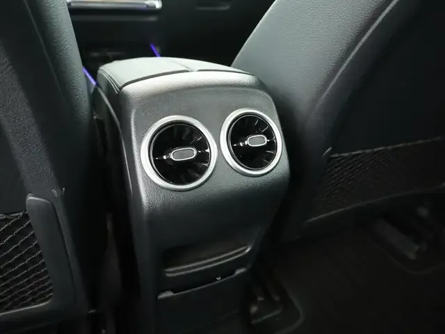 Mercedes-Benz EQA 350