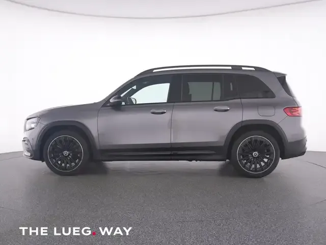 Mercedes-Benz GLB 220