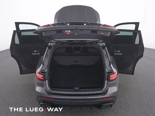 Mercedes-Benz GLB 220