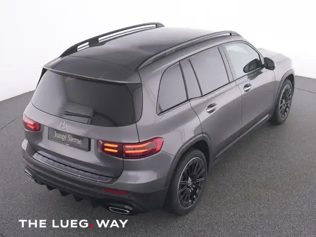 Mercedes-Benz GLB 220