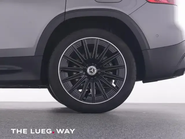Mercedes-Benz GLB 220