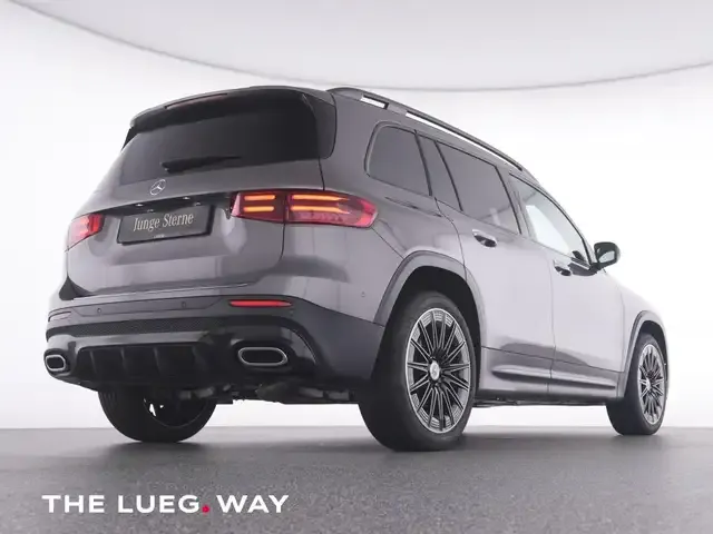 Mercedes-Benz GLB 220