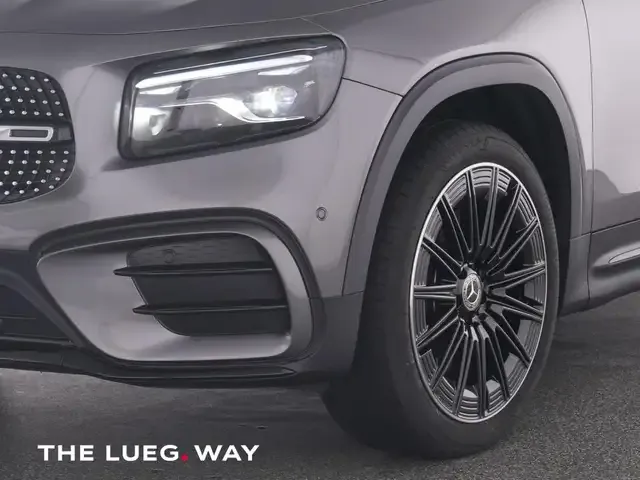 Mercedes-Benz GLB 220