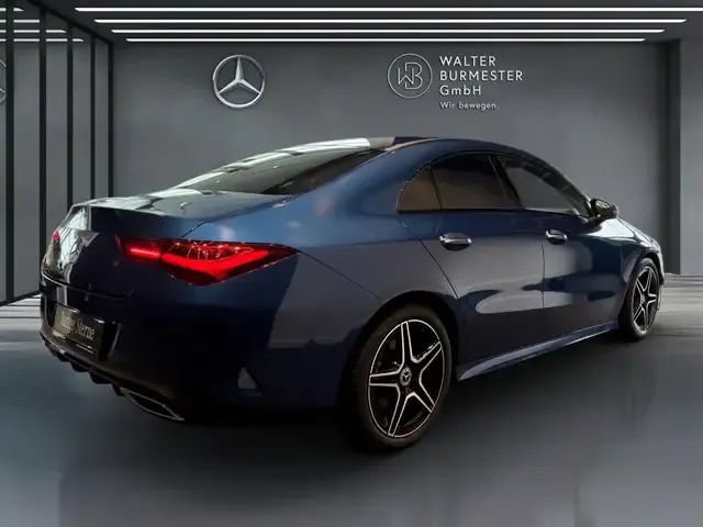 Mercedes-Benz CLA 200