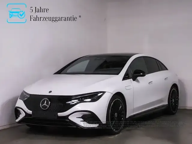 Mercedes-Benz EQE 300