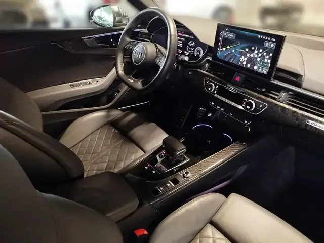 Audi S5