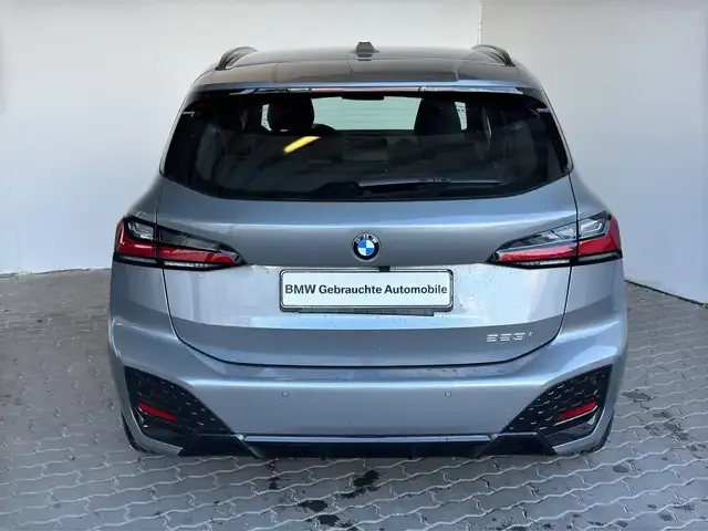 BMW 223