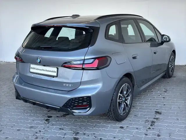 BMW 223