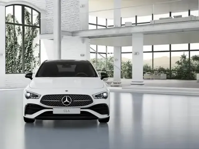 Mercedes-Benz CLA 200