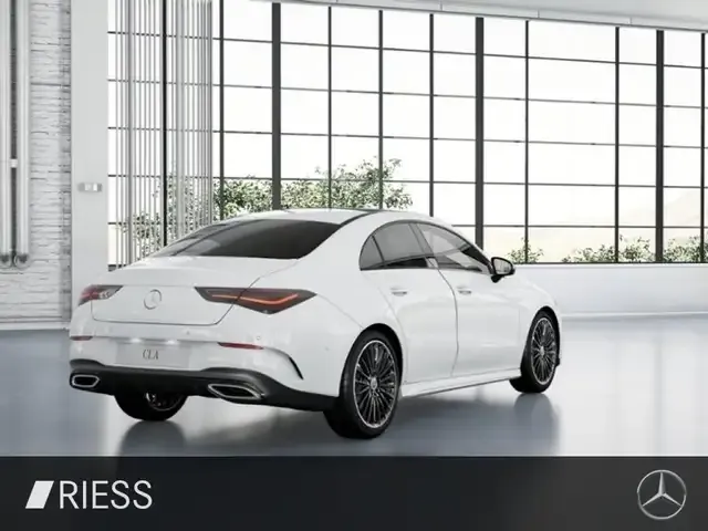 Mercedes-Benz CLA 200