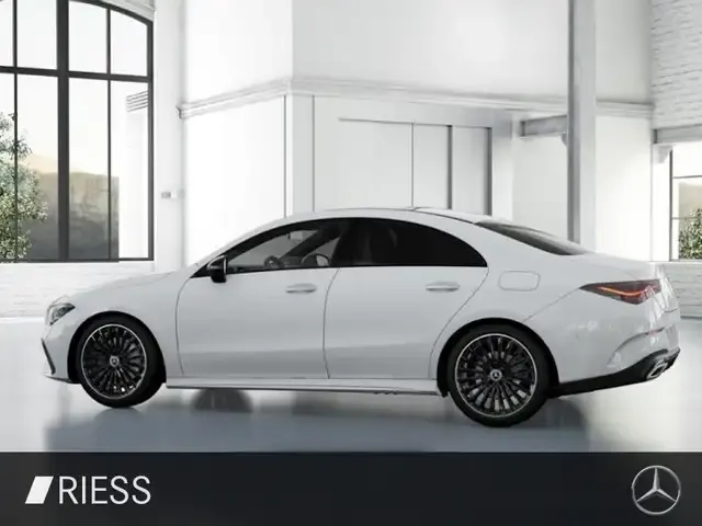 Mercedes-Benz CLA 200