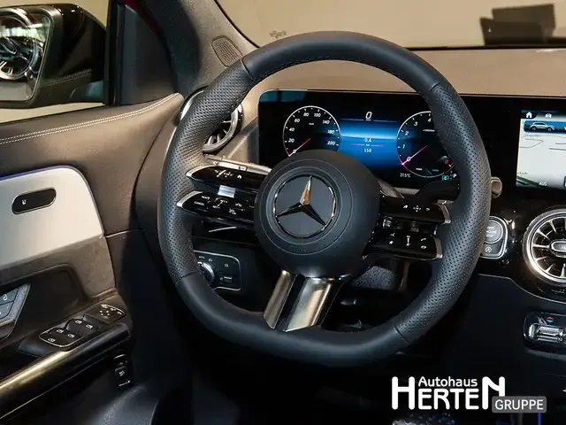 Mercedes-Benz GLA 180