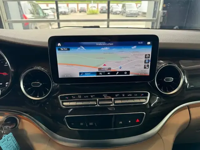 Mercedes-Benz Marco Polo