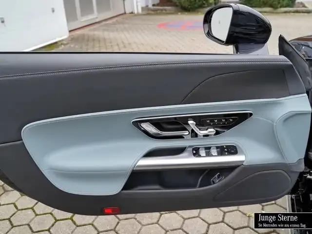 Mercedes-Benz SL 63 AMG