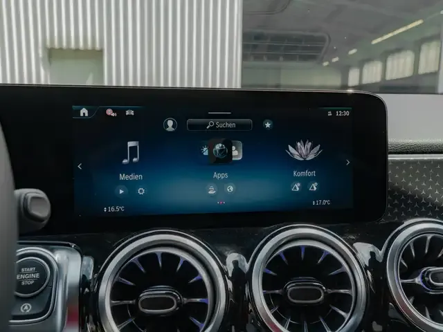 Mercedes-Benz GLB 200