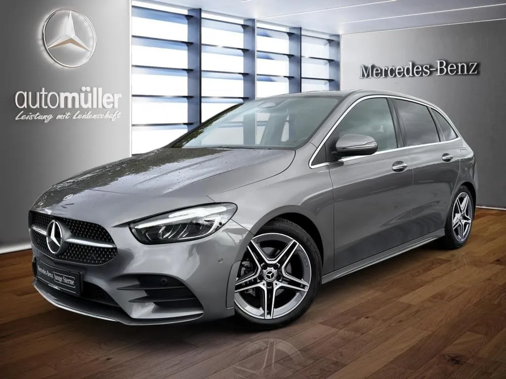 Mercedes-Benz B 200