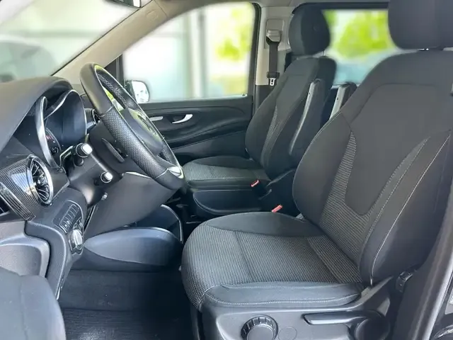 Mercedes-Benz EQV 300