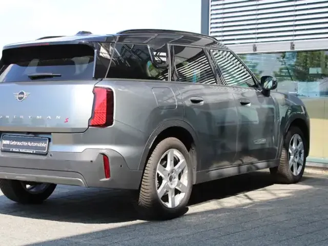 MINI Cooper S Countryman