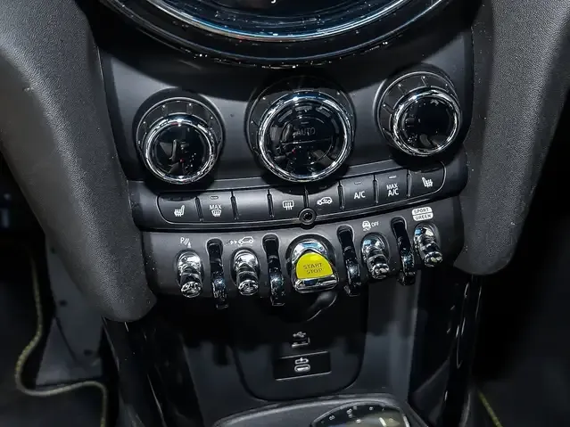 MINI Cooper SE