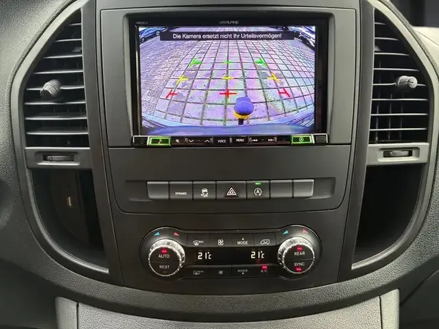 Mercedes-Benz Marco Polo