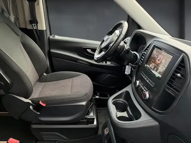 Mercedes-Benz Marco Polo