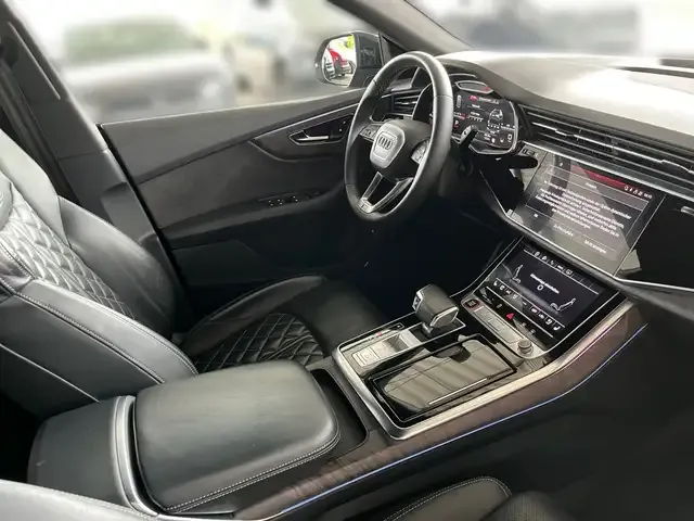 Audi SQ8