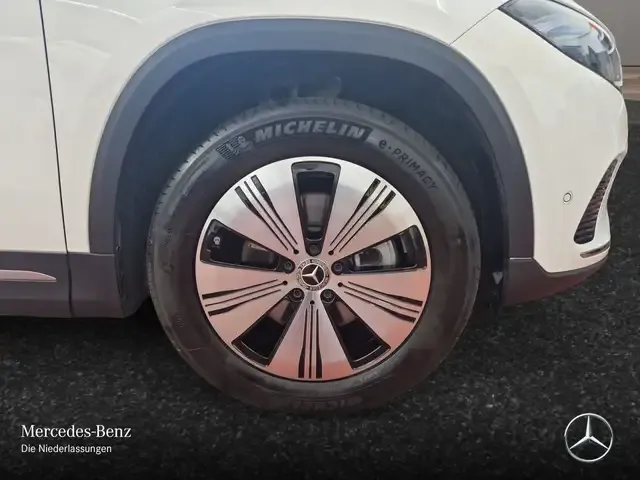Mercedes-Benz EQA 300