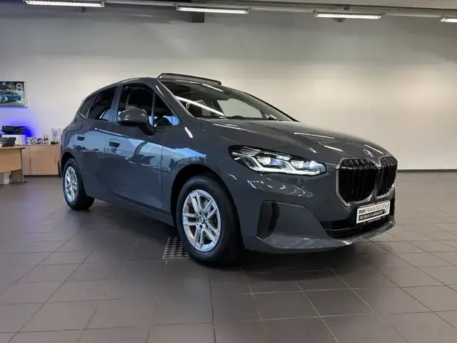 BMW 218