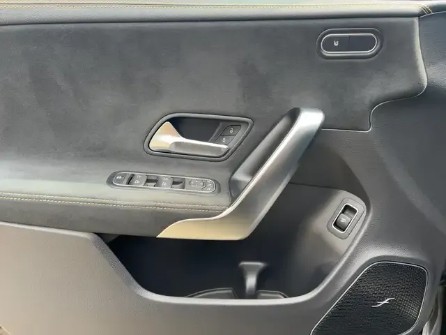 Mercedes-Benz CLA 45 AMG