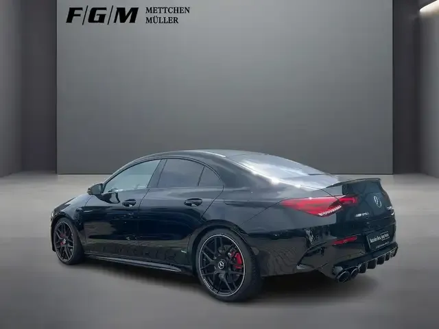 Mercedes-Benz CLA 45 AMG