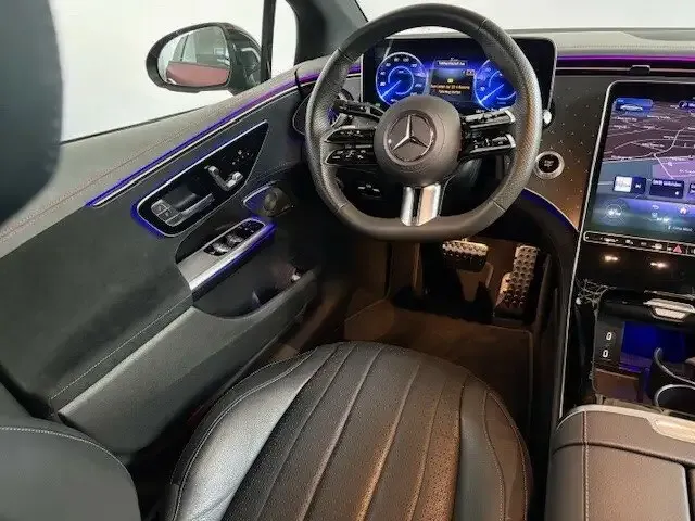 Mercedes-Benz EQE 300