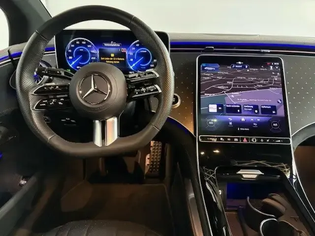 Mercedes-Benz EQE 300