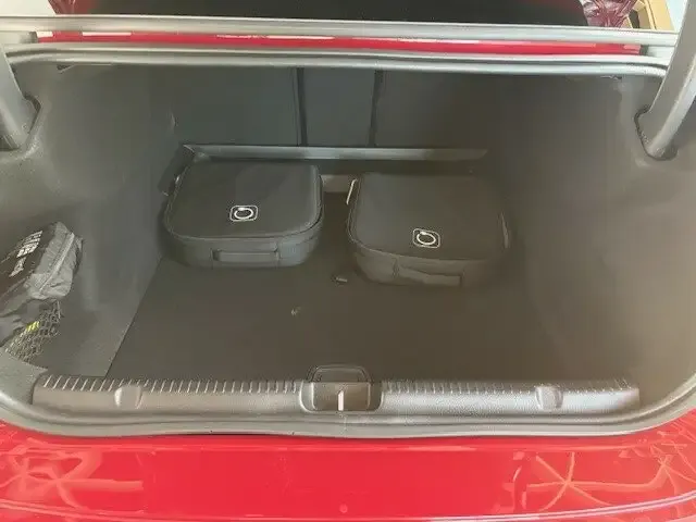 Mercedes-Benz EQE 300