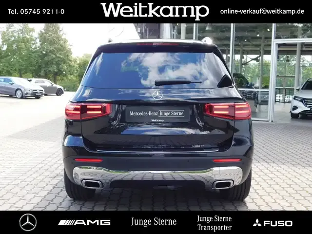 Mercedes-Benz GLB 180