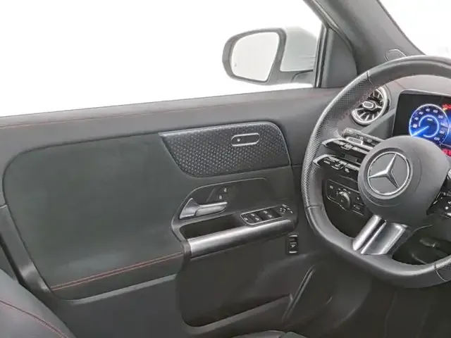 Mercedes-Benz EQA 350